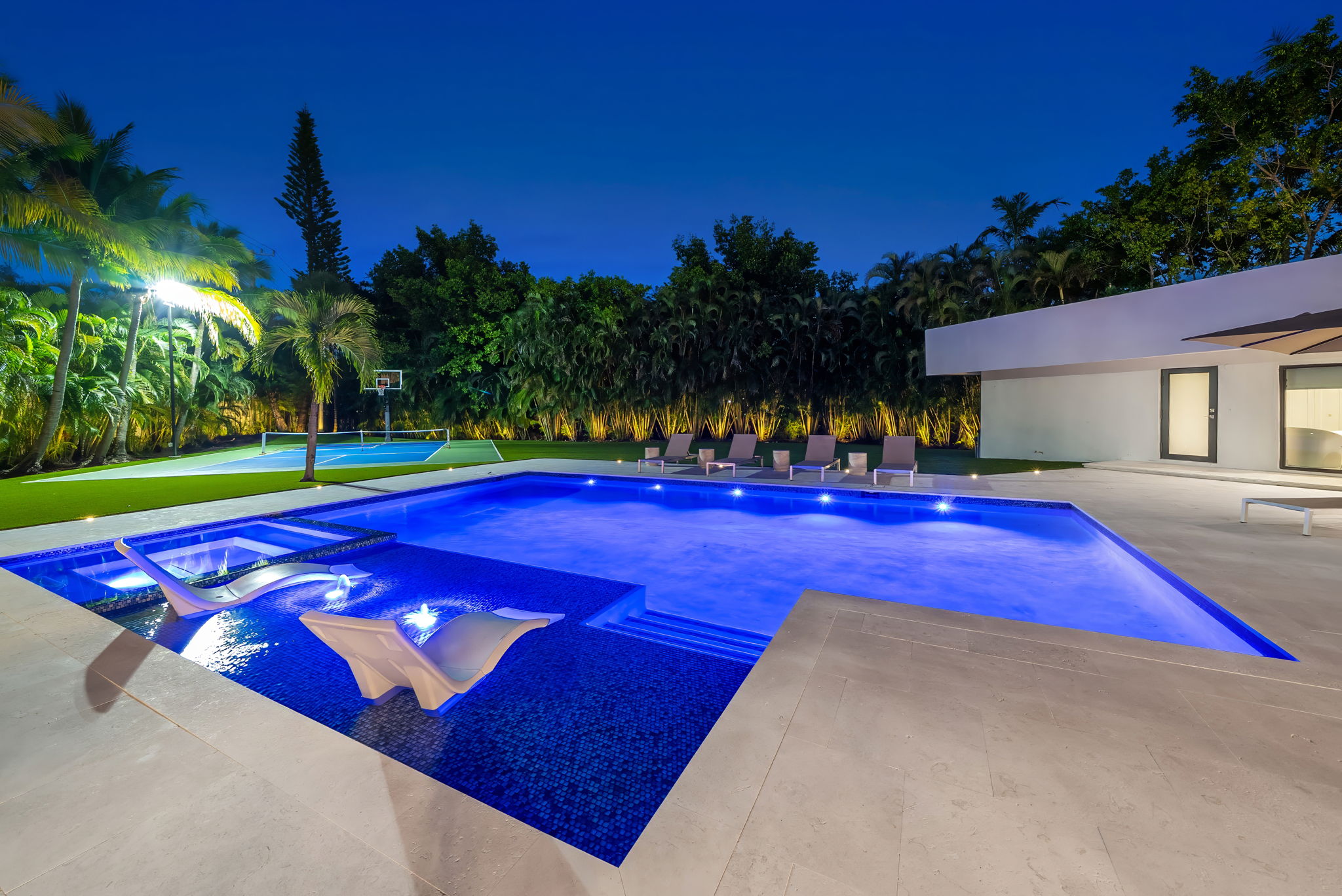 Villa Blanca - Image 1