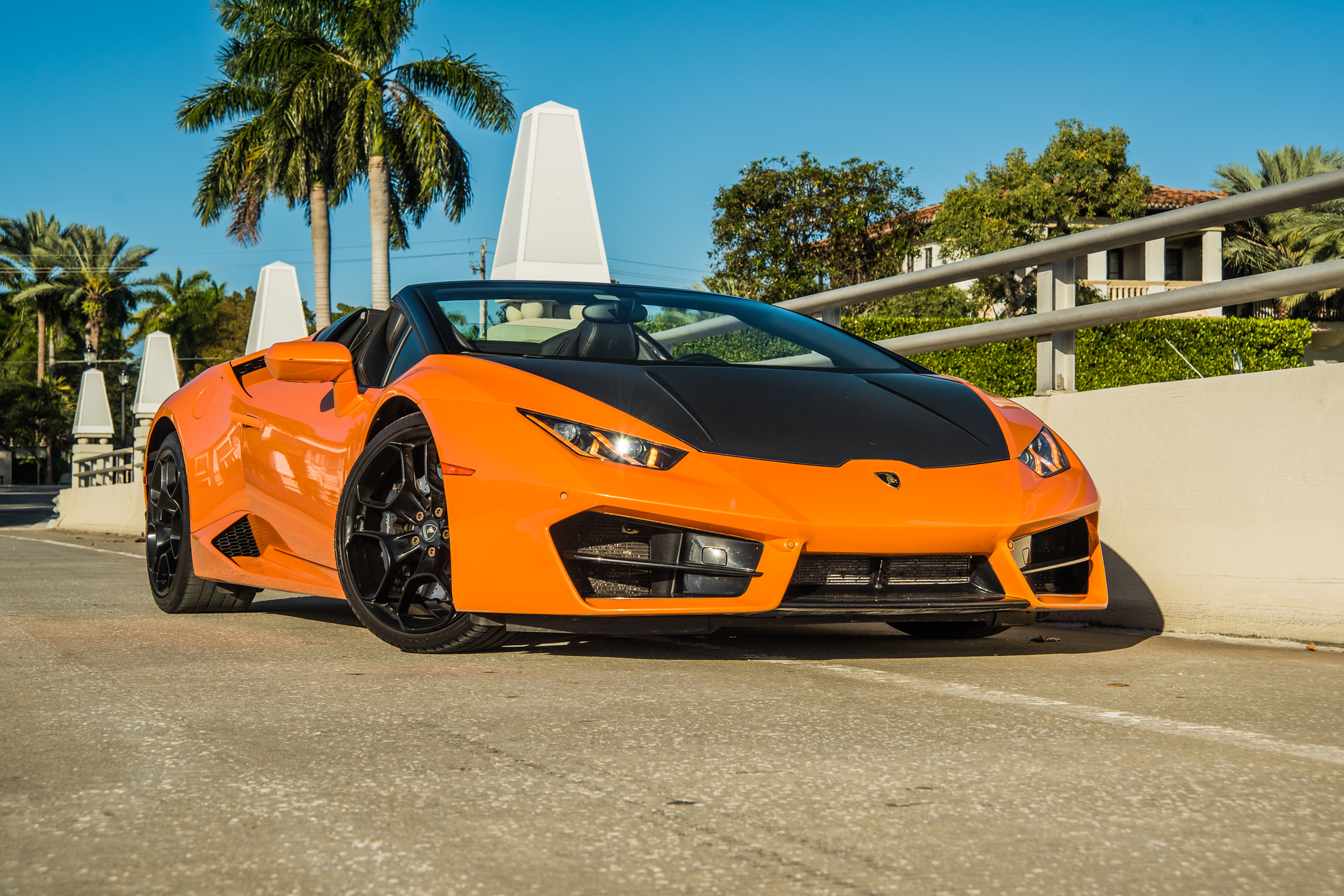 Lamborghini Huracan Orange/Black Hood - Image 1