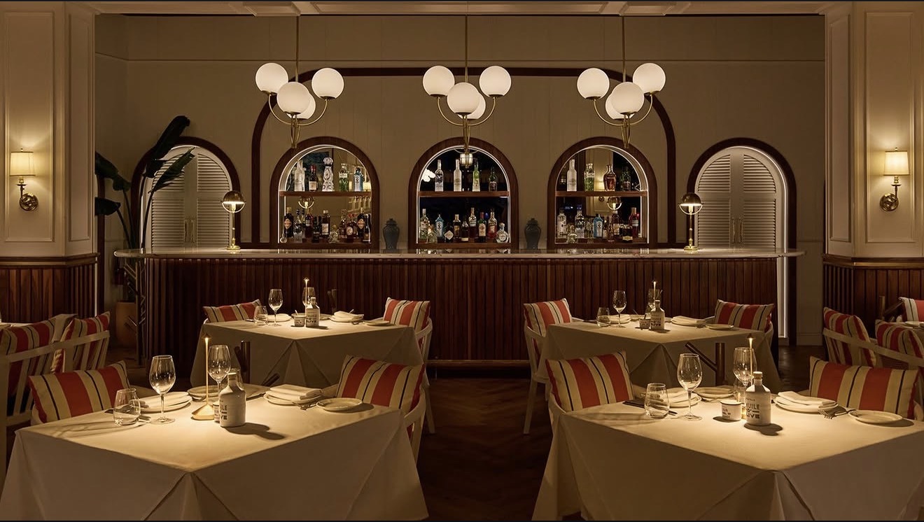 Bagatelle Miami River Miami 3